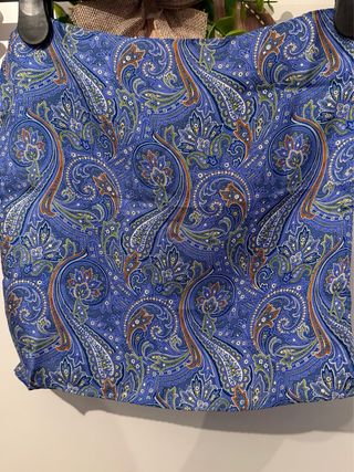 Conjunto Di Prego  pañuelo a juego 100% seda