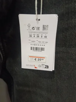 Vaqueros Pull&Bear Talla 36 Negros