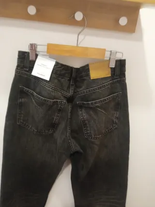 Vaqueros Pull&Bear Talla 36 Negros