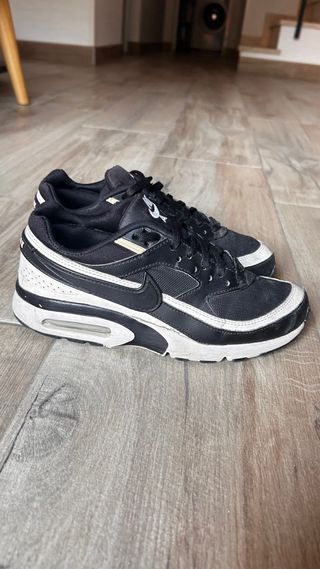 Zapatillas Nike Air Max Negras y Blancas