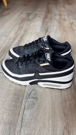 Zapatillas Nike Air Max Negras y Blancas