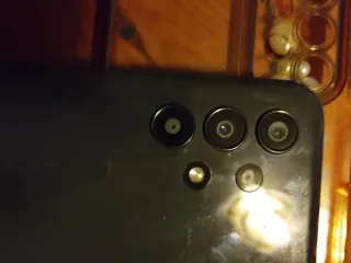 Samsung Galaxy A13 Negro con Funda Dorada 64Gb