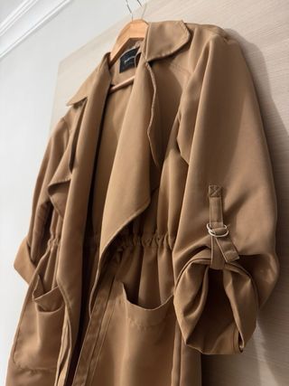 Parka Stradivarius Beige Mujer