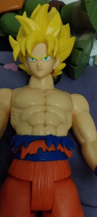Figura Goku Super Saiyan