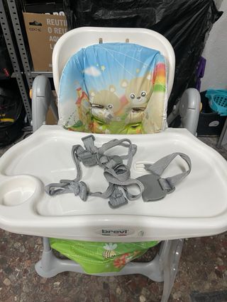 Trona Brevi para bebé con ruedas protector de mesa