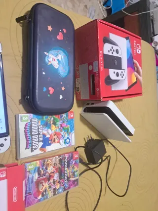 Nintendo Switch OLED Blanca + Accesorios