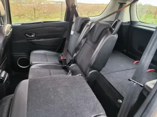 Renault Grand Scenic 2011