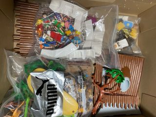 Playmobil Aldea Gala y soldados Romanos