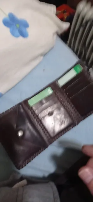 Cartera de cuero marrón