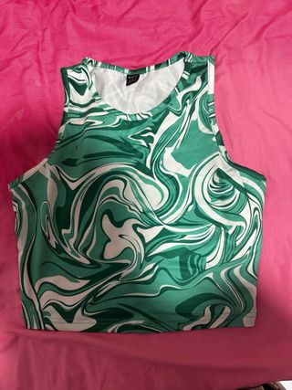 Top SHEIN verde y blanco talla única