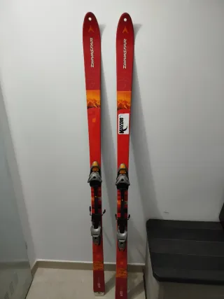 Esquís de travesía Dynastar