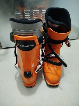 Esquís de travesía Dynastar