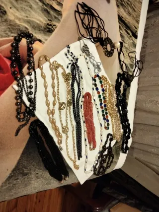 Set di collane varie