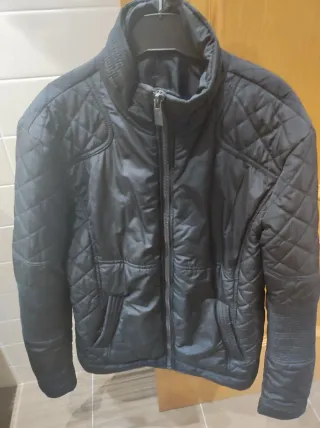 Chaqueta acolchada negra hombre