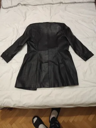 Abrigo de cuero negro mujer