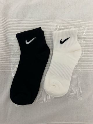 2x Calcetines Crew Nike Unisex (nuevos)Talla Única