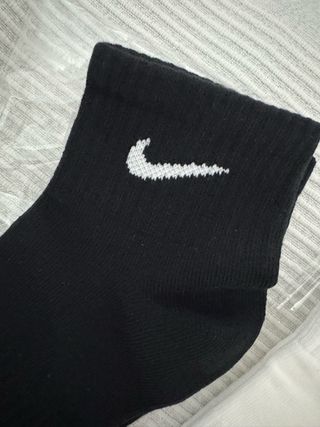 2x Calcetines Crew Nike Unisex (nuevos)Talla Única