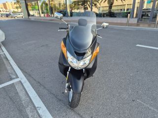 Suzuki Burgman 400. Buen estado. Solo 44.000km