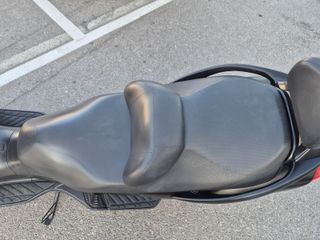 Suzuki Burgman 400. Buen estado. Solo 44.000km