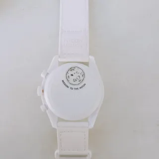 Omega x Swatch Mission to the Moonphase x Snoopy