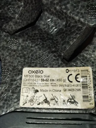 Casco negro para deportes