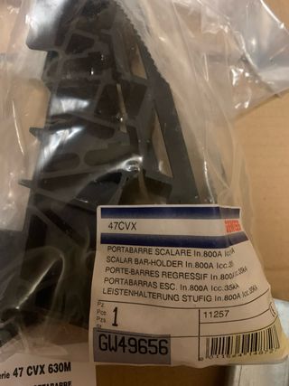Kit portabarras GEWISS 47 CVX 630M
