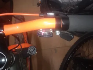 Bicicleta Wyldee Naranja/Gris