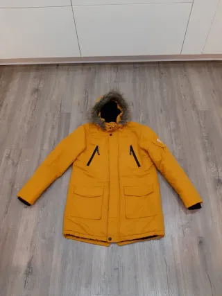 Abrigo Primark niño 12-13 años