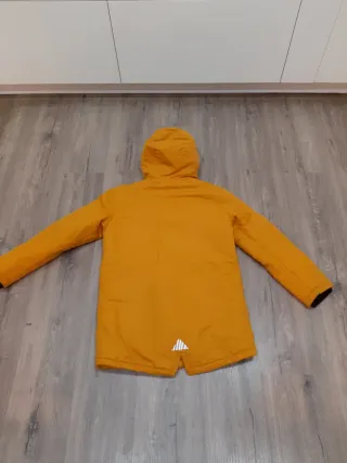 Abrigo Primark niño 12-13 años