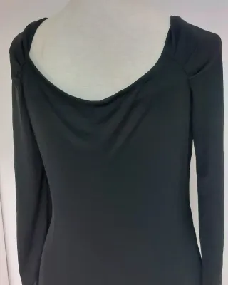 Vestido negro de licra