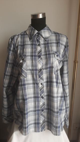 Blusa cuadros azul y blanco