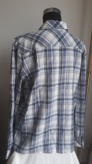 Blusa cuadros azul y blanco
