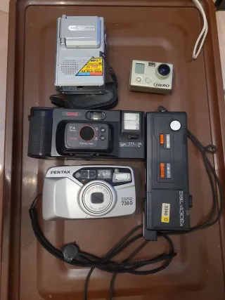 Lotto 27 di 12 fotocamere