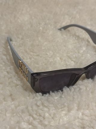 Occhiali da sole blu