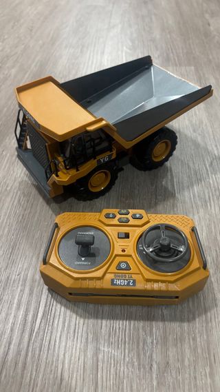 Camión teledirigido YG258-F amarillo