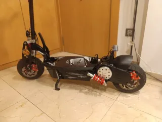 Patinete eléctrico en muy buen estado