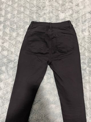 Vaqueros negros fiesta con pedrería