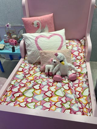 Cama infantil rosa Ikea