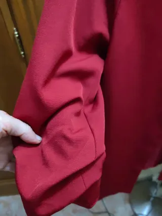 Blazer rojo sin cuello