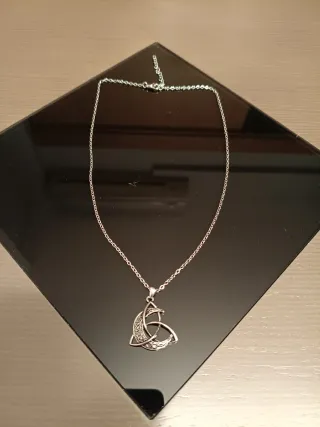 Collar Luna Triqueta Plata