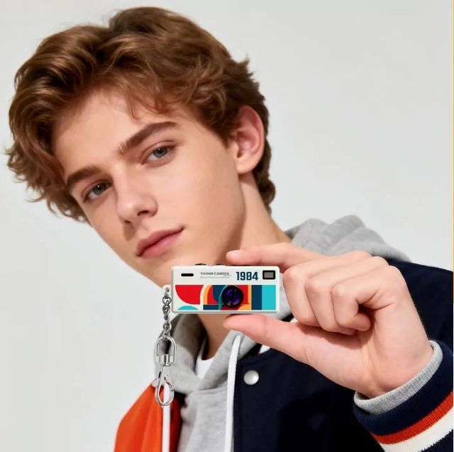 Mini Cámara Swiss+Go Tipo Charmera (1080p)