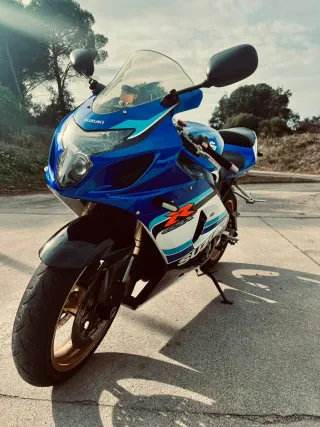Suzuki GSX-R 600  EN PERFECTAS CONDICIONES