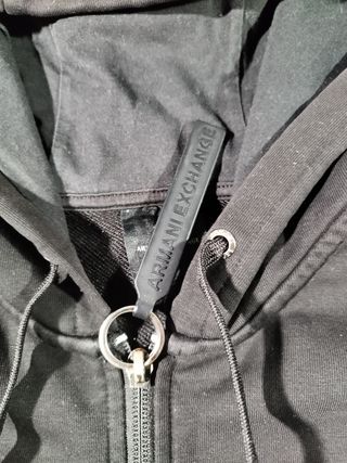 Sudadera Armani Exchange Negra con Cremallera