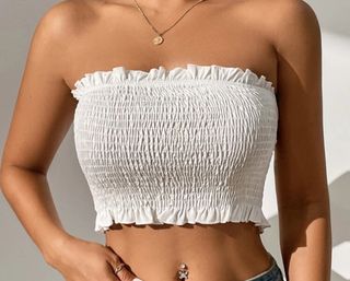 Tops blancos con tirantes y fruncido