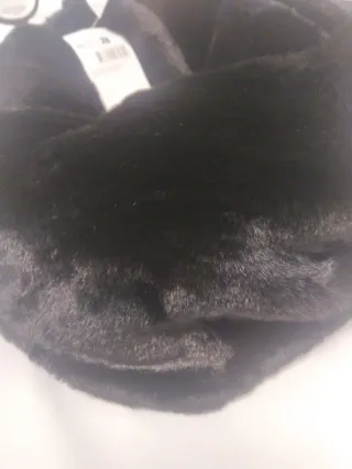 Sciarpa nera da donna