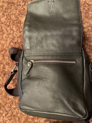 Borsa a spalla in pelle nera da uomo Yanko nuova