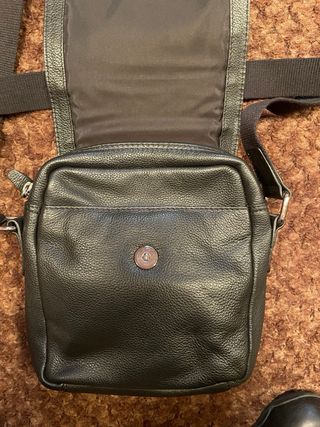 Borsa a spalla in pelle nera da uomo Yanko nuova