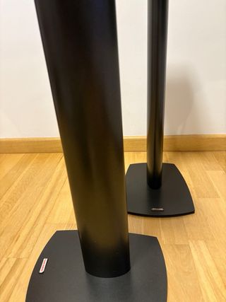 Soportes Dynaudio para Altavoces.