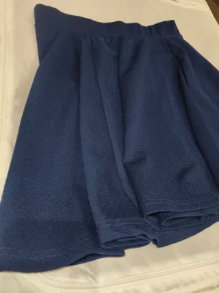 Falda azul talla M