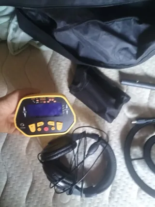 Detector de Metales Nuevo con Accesorios
